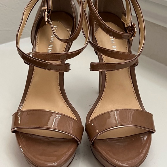 Gianni Bini heel - Picture 4 of 4
